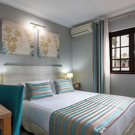 شقة فندقية Ona Brisas 3*
