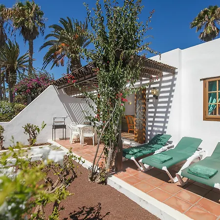 Ona Brisas Apartahotel 3*