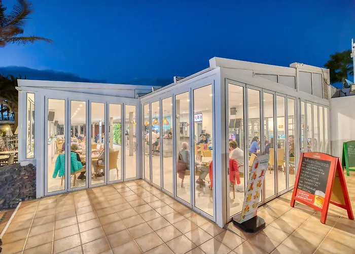 Ona Brisas Aparthotel 4*